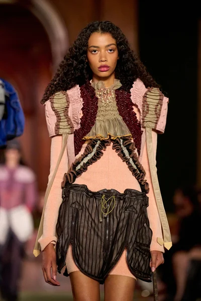 Look 149